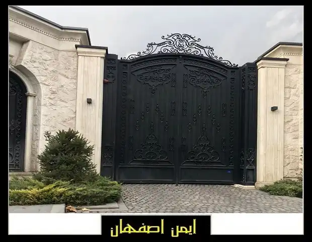 دروازه فلزی ویلا