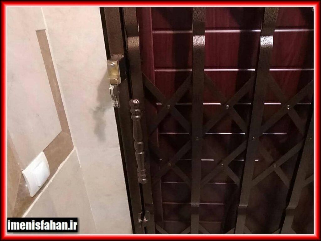 قفل ضد سرقت ایمن اصفهان؛ حداکثر امنیت برای درب های آکاردئونی