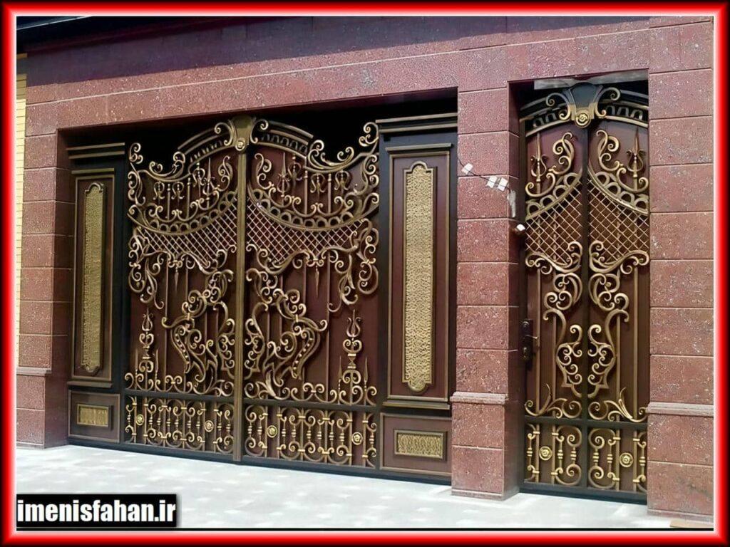 درب فلزی در کاشان