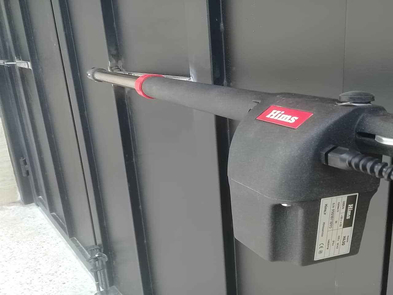 جک بازویی درب پارکینگ در فولادشهر