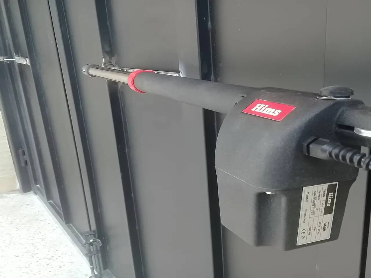 جک درب پارکینگ بازویی 266 جک بازویی درب پارکینگ در فولادشهر