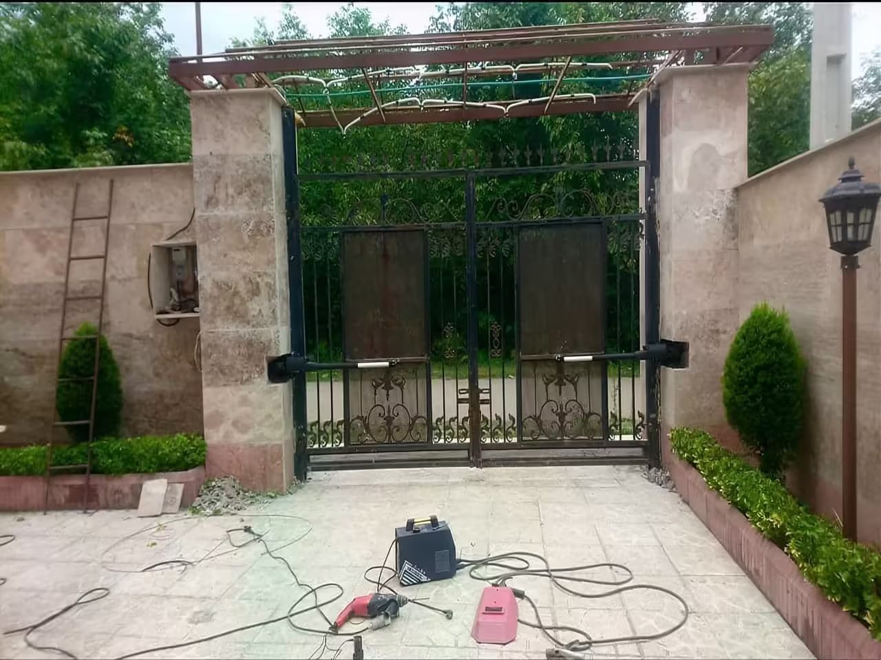 جک درب پارکینگ بازویی 270 نصب جک درب پارکینگ در کاشان