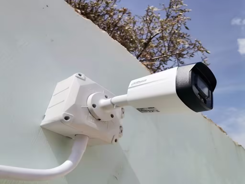 دوربین مداربسته کنترل از راه دور و دید در شب مغازه و خانه در نجف آباد