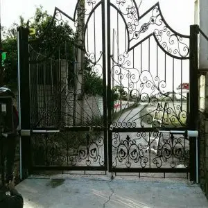 نحوه تشخیص خرابی جک درب پارکینگ در اصفهان