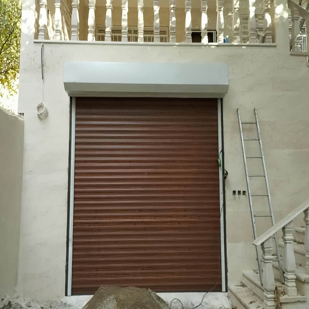 خرید درب کرکرهای آپارتمان در اصفهان