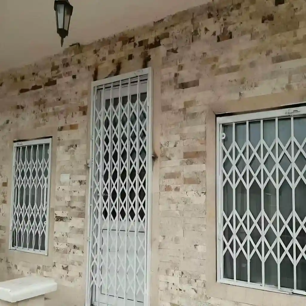 حفاظ آکاردئونی ضد سرقت در اصفهان حفاظ آکاردئونی ضد سرقت در اصفهان