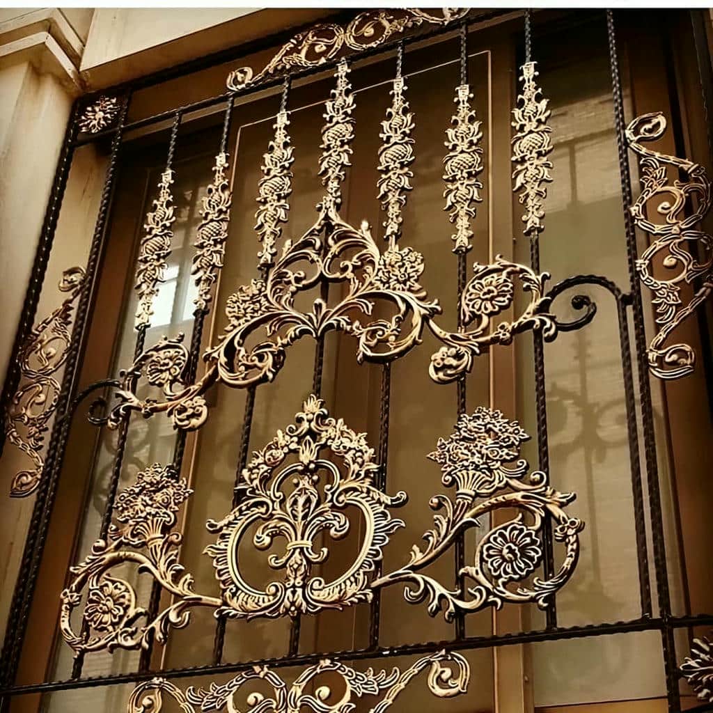 حفاظ پنجره فرفورژه در اصفهان