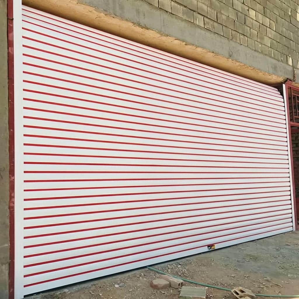 کرکره برقی پارکینگ خودرو ساختمان اصفهان با موتور متناسب تردد کرکره برقی پارکینگ خودرو ساختمان اصفهان با موتور متناسب تردد