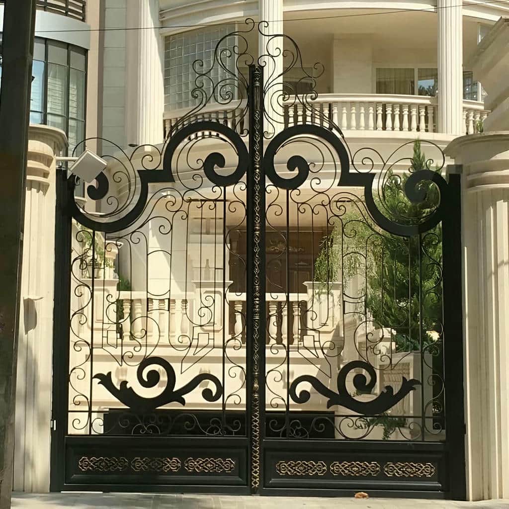 8 مدل درب حیاط شاسی سنگین در اصفهان