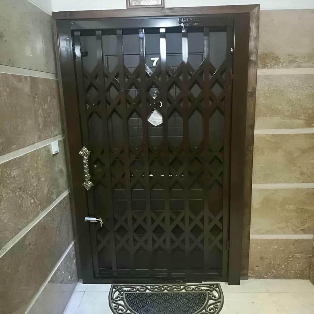 خرید درب آکاردئونی قفل مخفی کتابی با مشخصات فنی در اصفهان خرید درب آکاردئونی قفل مخفی کتابی با مشخصات فنی در اصفهان