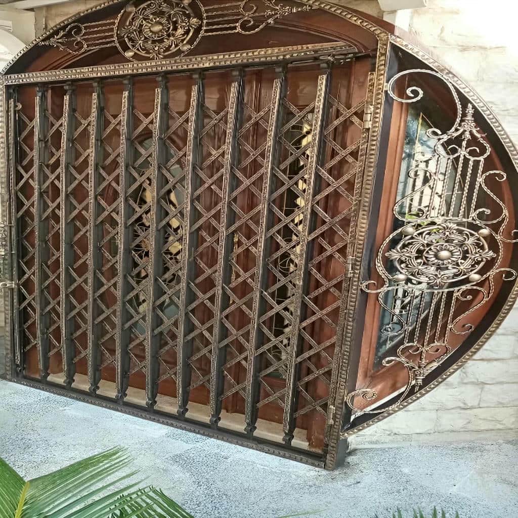 قیمت حفاظ درب ضد سرقت فلزی بر اساس متریال و ابعاد در اصفهان قیمت حفاظ درب ضد سرقت فلزی بر اساس متریال و ابعاد در اصفهان