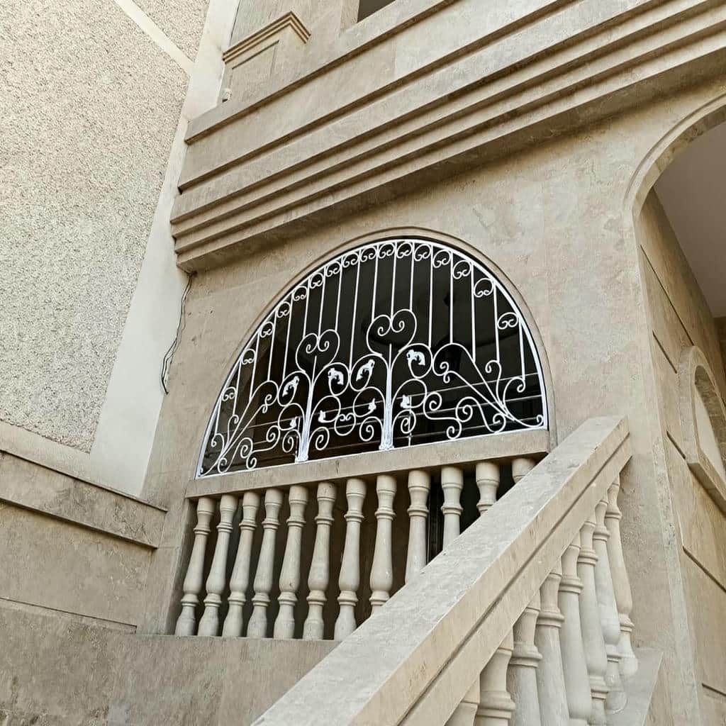 نصب حفاظ پنجره بالکن تراس با کنترل نقاط مهار در اصفهان