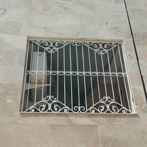 10 طرح حفاظ پنجره ثابت پیچ و رولپلاک در اصفهان