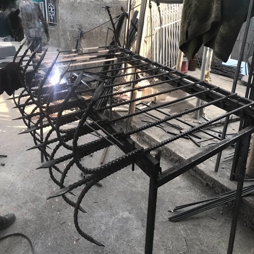 خرید حفاظ روی دیوار باغ محوطه متناسب با عرض تاج در اصفهان خرید حفاظ روی دیوار باغ محوطه متناسب با عرض تاج در اصفهان