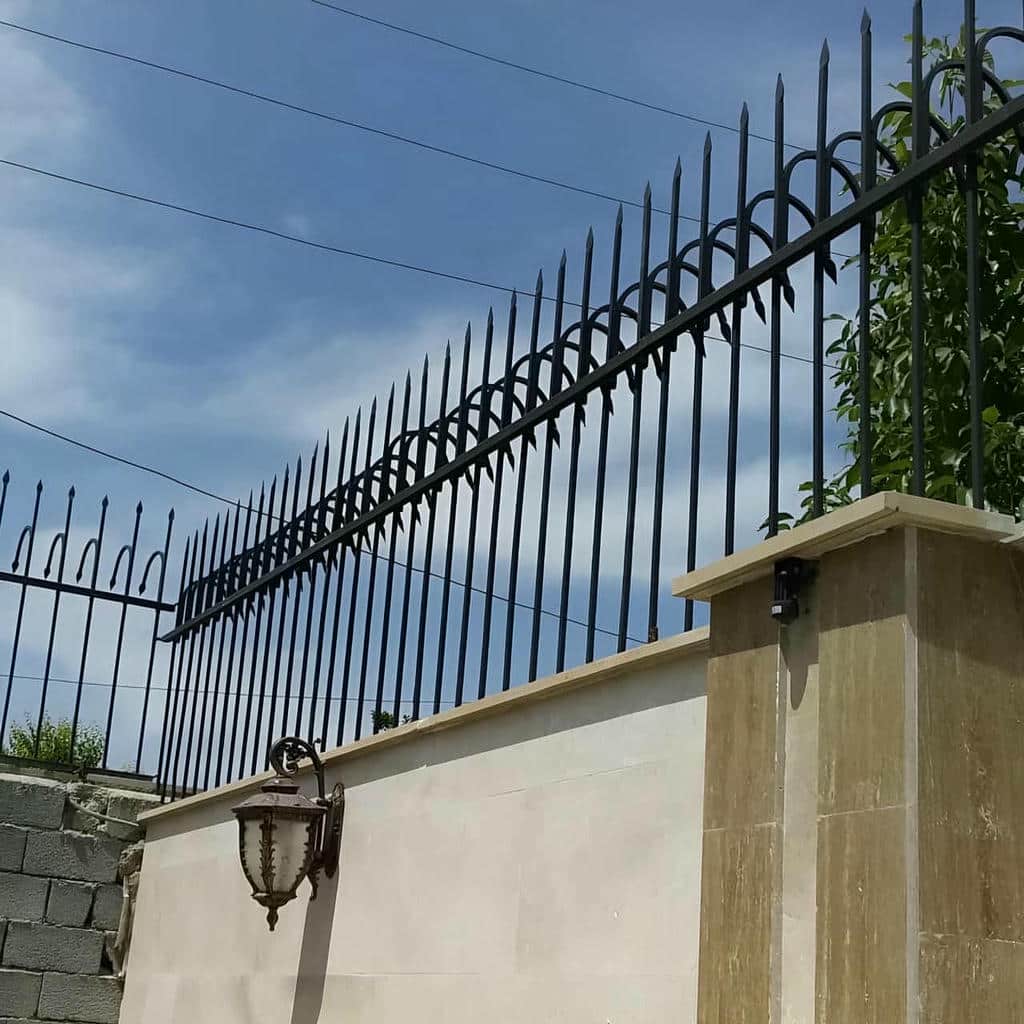 سفارش حفاظ سرنیزه ای با ارتفاع و تعداد ردیف سفارشی در اصفهان سفارش حفاظ سرنیزه ای با ارتفاع و تعداد ردیف سفارشی در اصفهان
