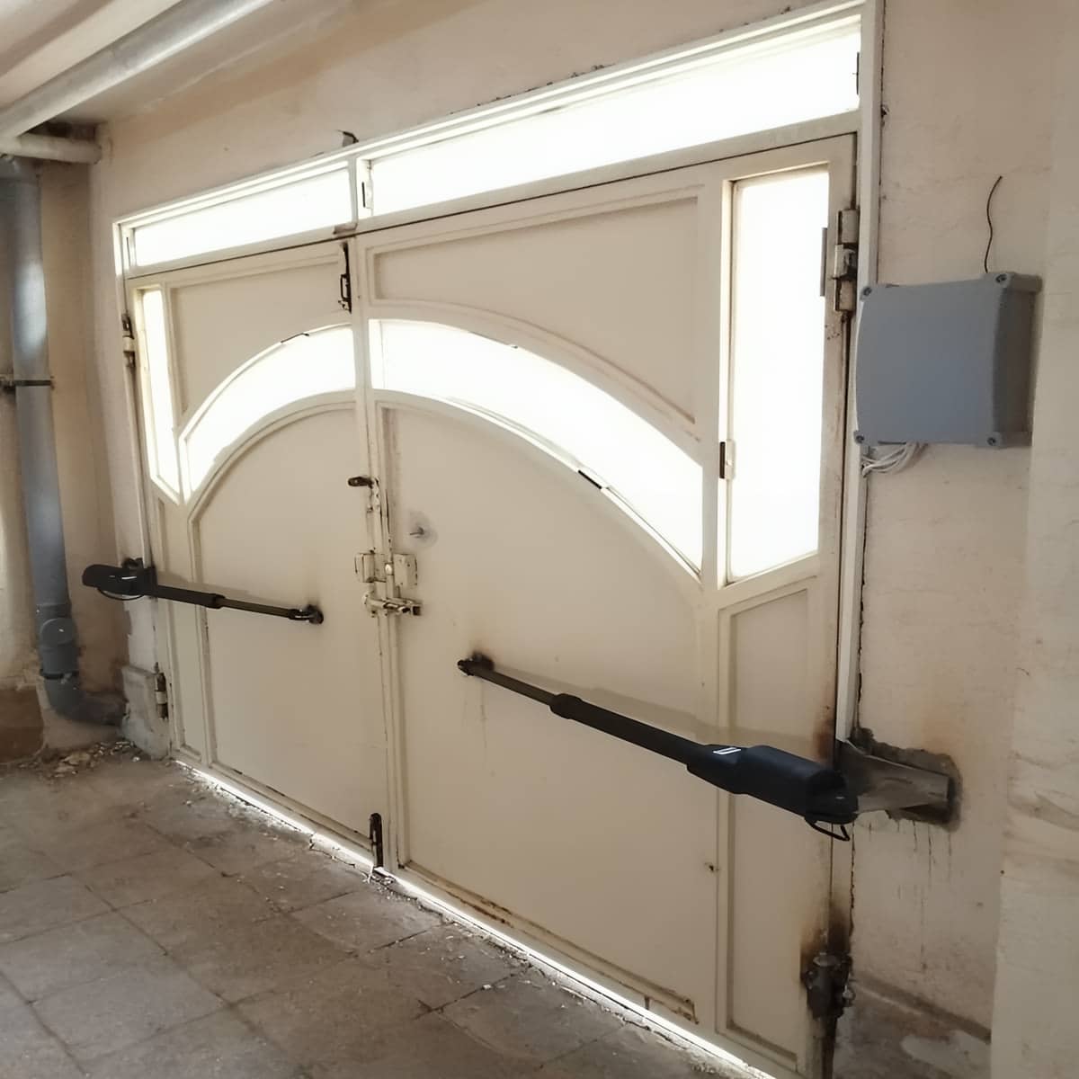جک پارکینگی ریلی در اصفهان