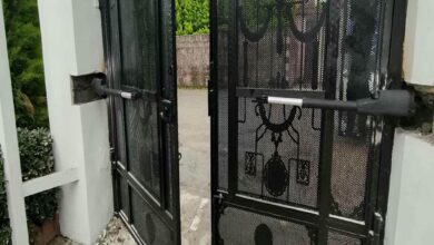 7 نمونه درب برقی حیاط لولایی در اصفهان