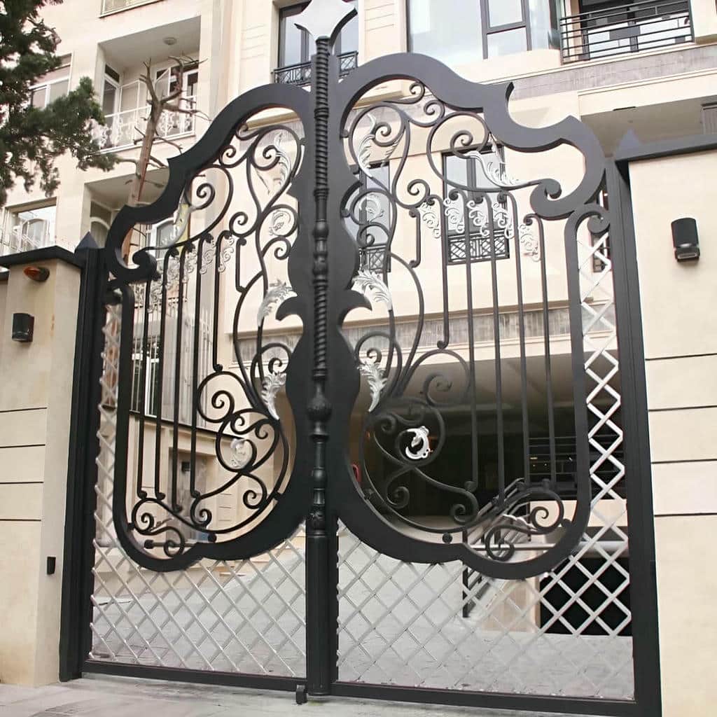ساخت درب ساختمان فرفورژه گل دار با پروفیل تقویتشده در اصفهان ساخت درب ساختمان فرفورژه گل دار با پروفیل تقویتشده در اصفهان
