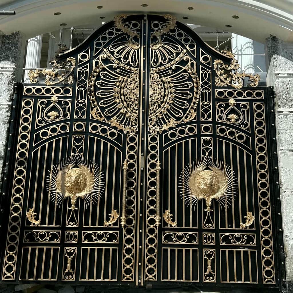سفارش درب حیاط کشویی ریل زمینی تلسکوپی در اصفهان سفارش درب حیاط کشویی ریل زمینی تلسکوپی در اصفهان