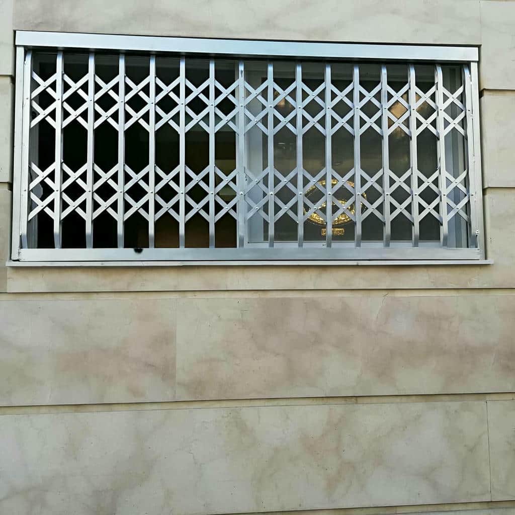 خرید حفاظ پنجره ریلی بازشو متناسب با فضای جانبی در اصفهان خرید حفاظ پنجره ریلی بازشو متناسب با فضای جانبی در اصفهان