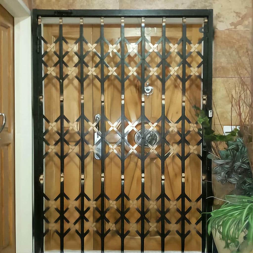 حفاظ آکاردئونی فلزی برای ورودی باغ