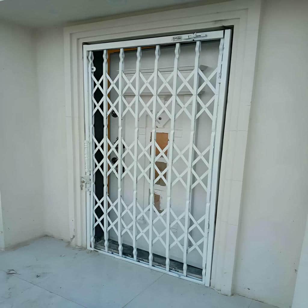 درب آکاردئونی با ابعاد اختصاصی دهانه