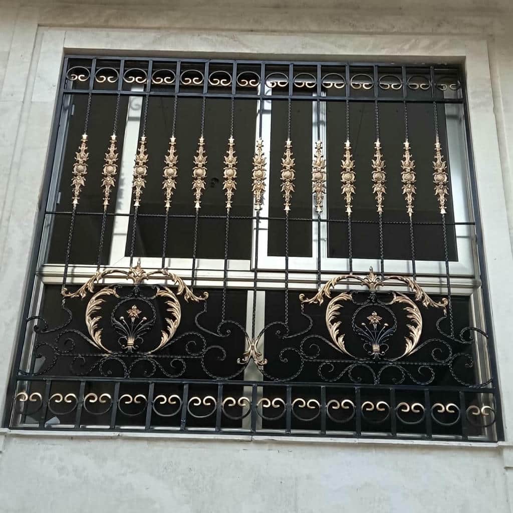 نرده پنجره مشکی مقاوم در اصفهان