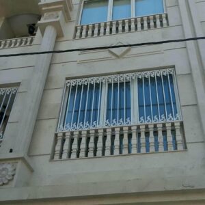 حفاظ پنجره گلنرده مشکی در اصفهان