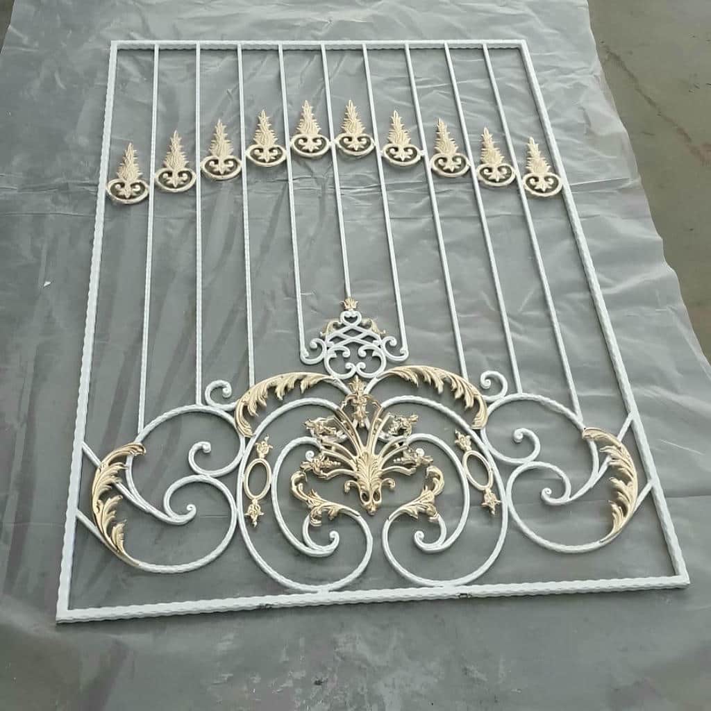 نرده پنجره فرفورژه برای نمای بیرونی اصفهان