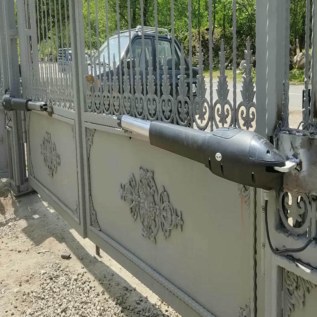 جک الکترومکانیک با بازوی بلند و بدنه فلزی